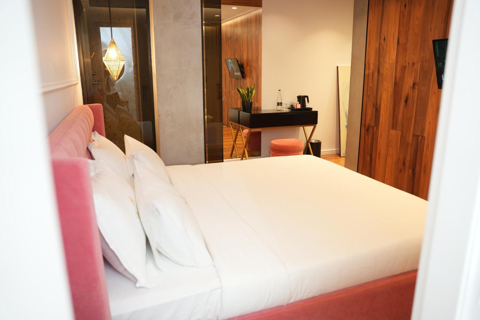 La Suite Boutique Hotel Tirana Kültér fotó
