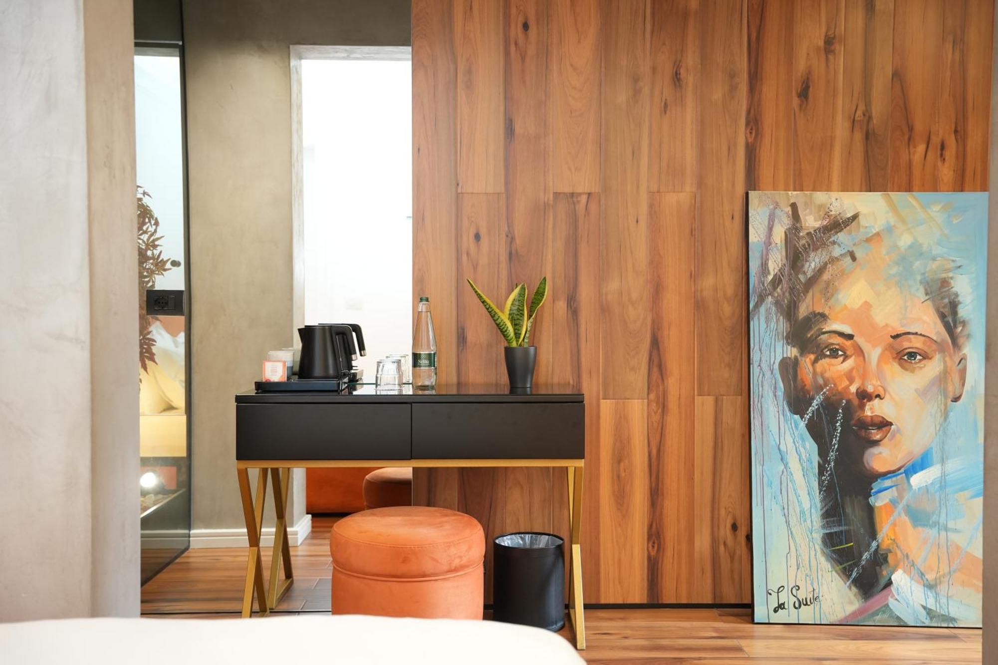 La Suite Boutique Hotel Tirana Kültér fotó