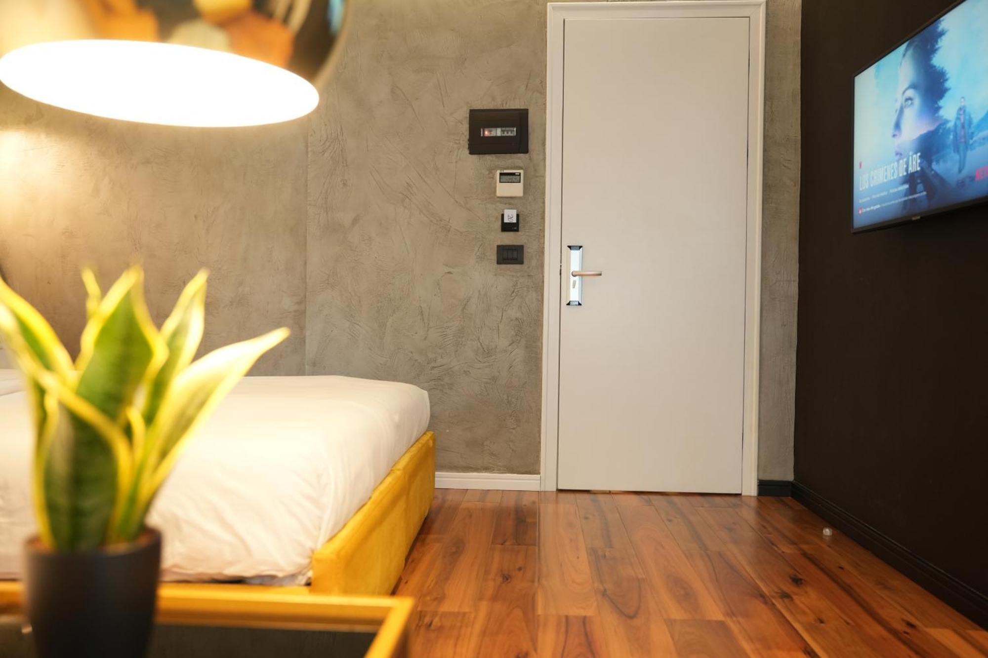 La Suite Boutique Hotel Tirana Kültér fotó