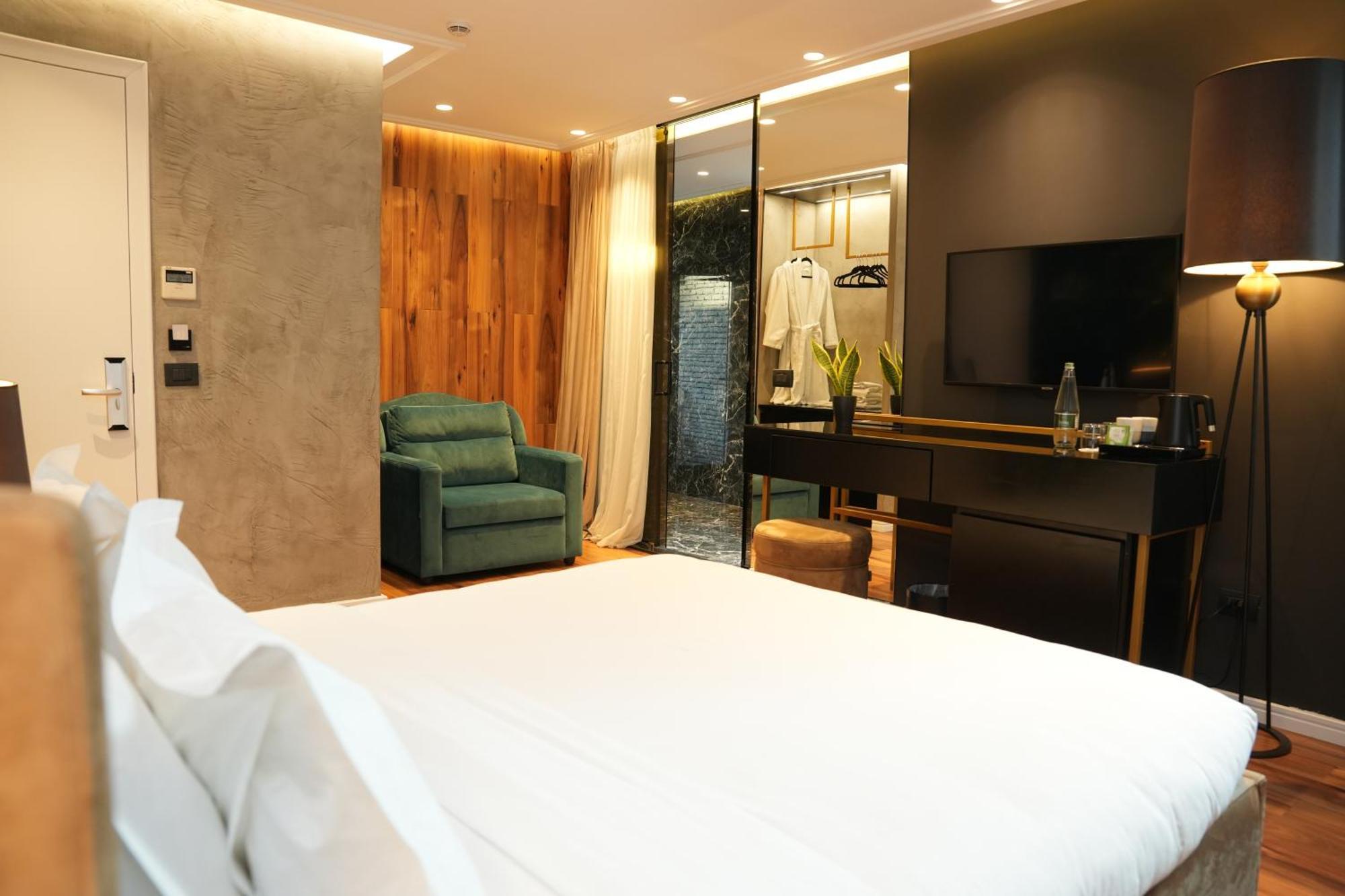 La Suite Boutique Hotel Tirana Kültér fotó